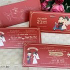 Thiệp cưới KTS chibi siêu cute DQ-KD5-131 - Đỏ